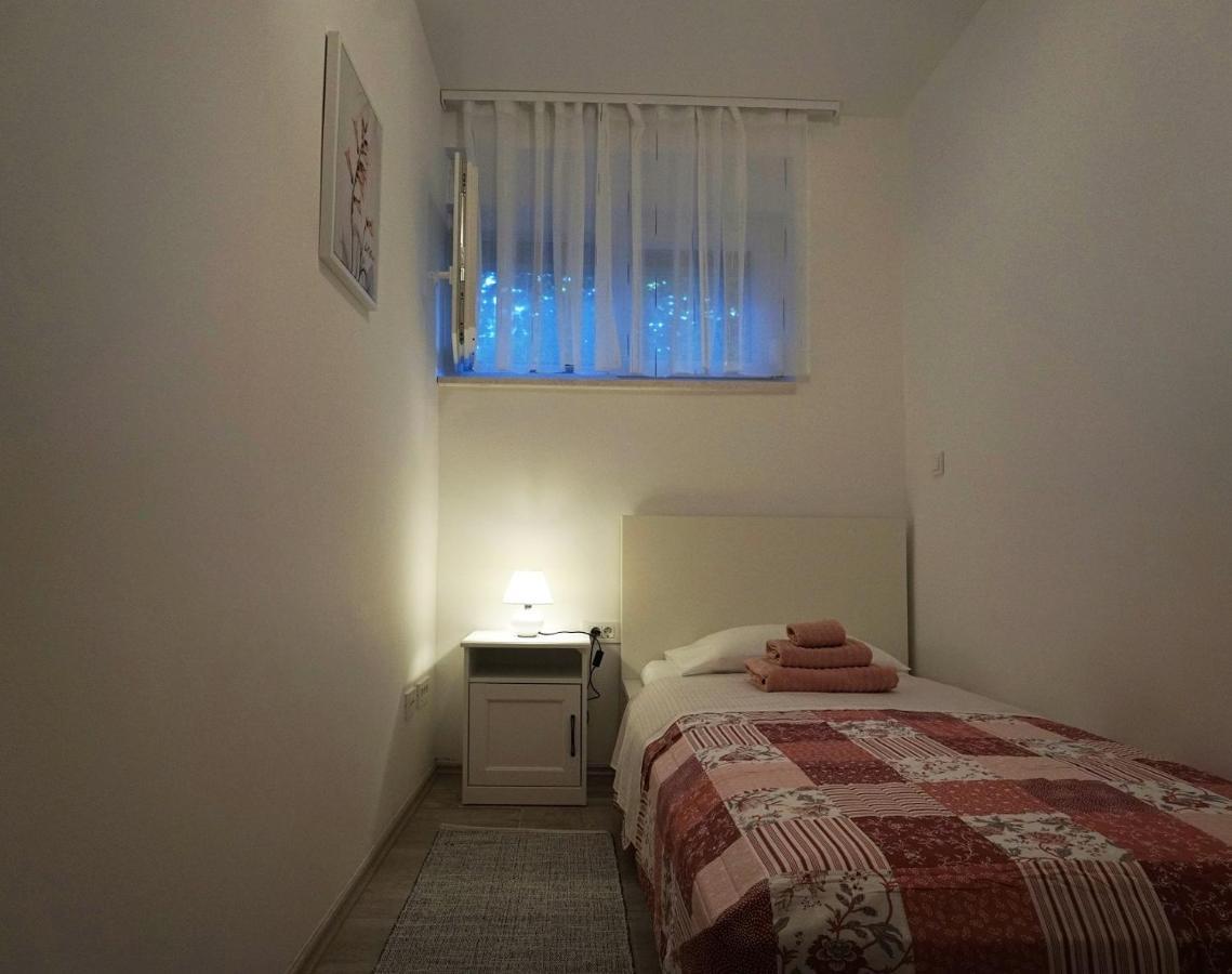Apartment Deluxe Joia With Balcony On The Bacvice, Free Parking, Old Town, Near Ferry Port Split